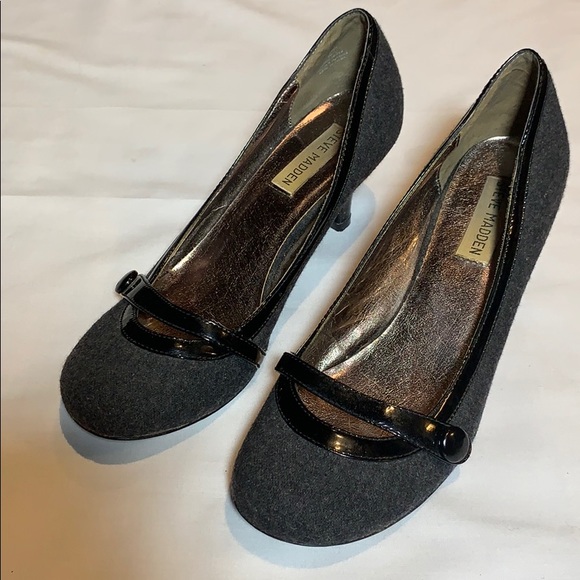 Steve Madden Gray Cloth w Patent Leather Heels S 8 - Picture 4 of 8